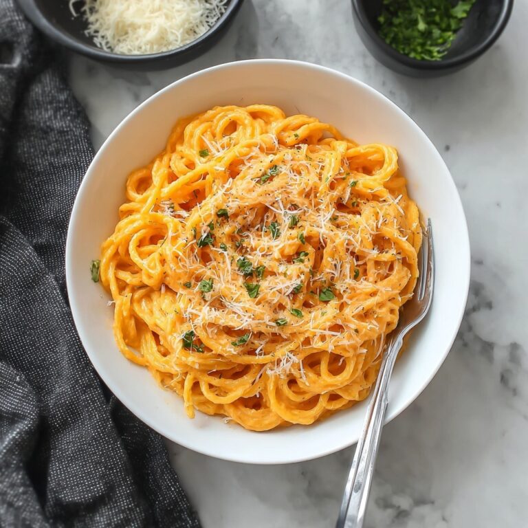 Creamy Roasted Red Pepper Alfredo Recipe